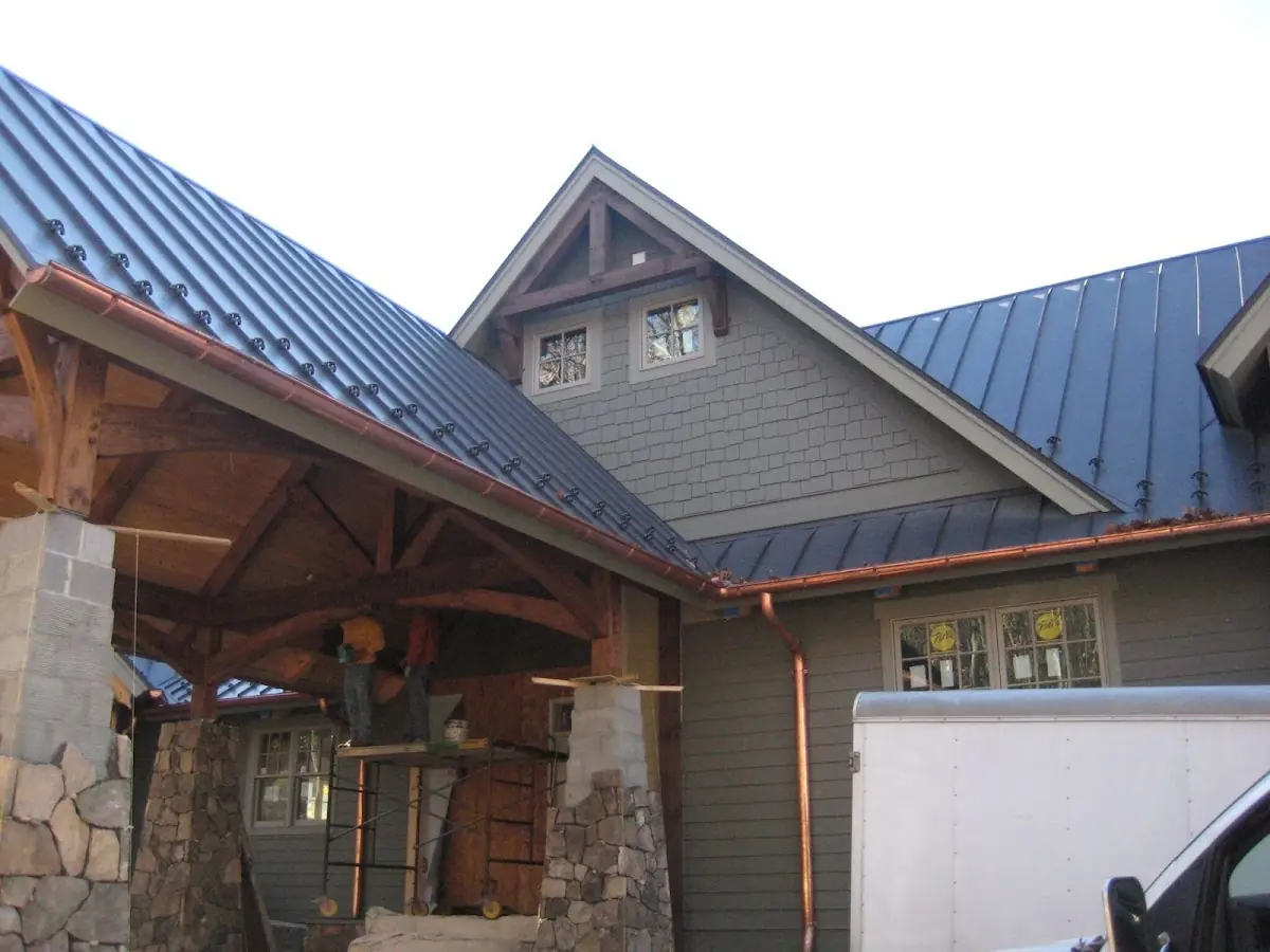 Craftsman Roofing team delivering quality roofing work in Willow